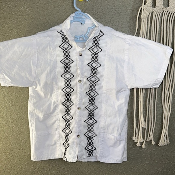 Mexican Kids guayabera - Picture 1 of 5